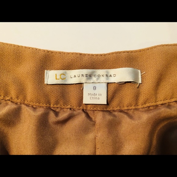 Lauren Conrad Shorts Women’s Size 8 fully lined - Picture 4 of 4